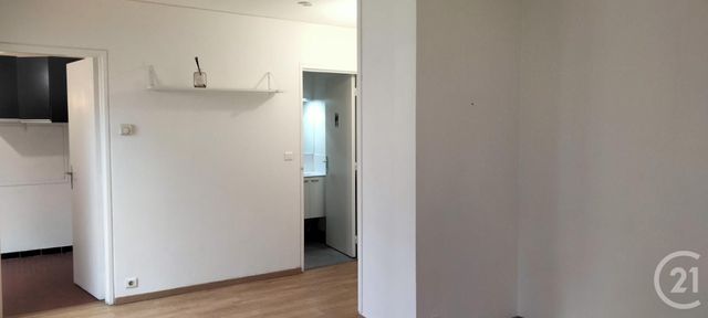 Appartement Studio à louer - 1 pièce - 27.92 m2 - MAUREPAS - 78 - ILE-DE-FRANCE - Century 21 S.L.P. Immobilier