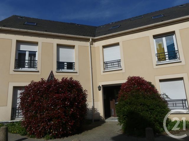 Appartement F2 à louer - 2 pièces - 41.27 m2 - MAUREPAS - 78 - ILE-DE-FRANCE - Century 21 S.L.P. Immobilier